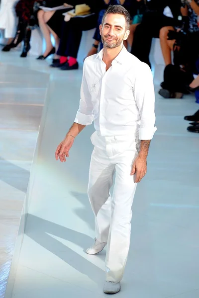 Look 49